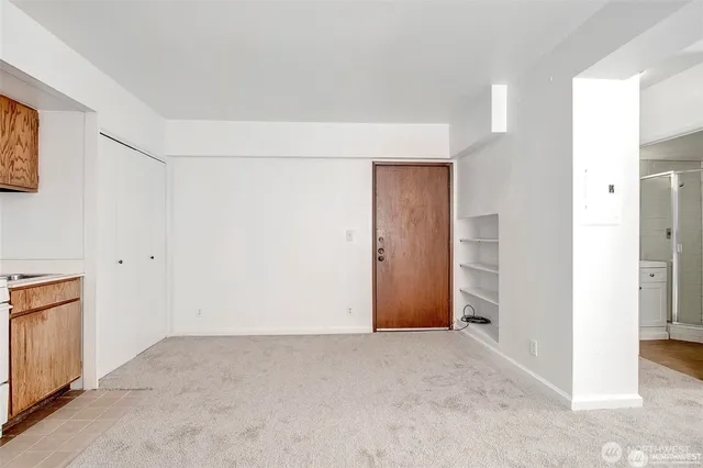 $1,250 | 1017 Minor Avenue, Unit 201, Seattle, WA 98104