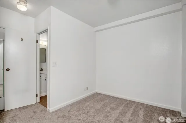 $1,250 | 1017 Minor Avenue, Unit 201, Seattle, WA 98104