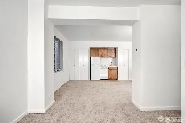 $1,250 | 1017 Minor Avenue, Unit 201, Seattle, WA 98104