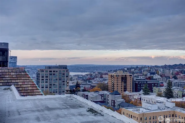 $1,250 | 1017 Minor Avenue, Unit 201, Seattle, WA 98104