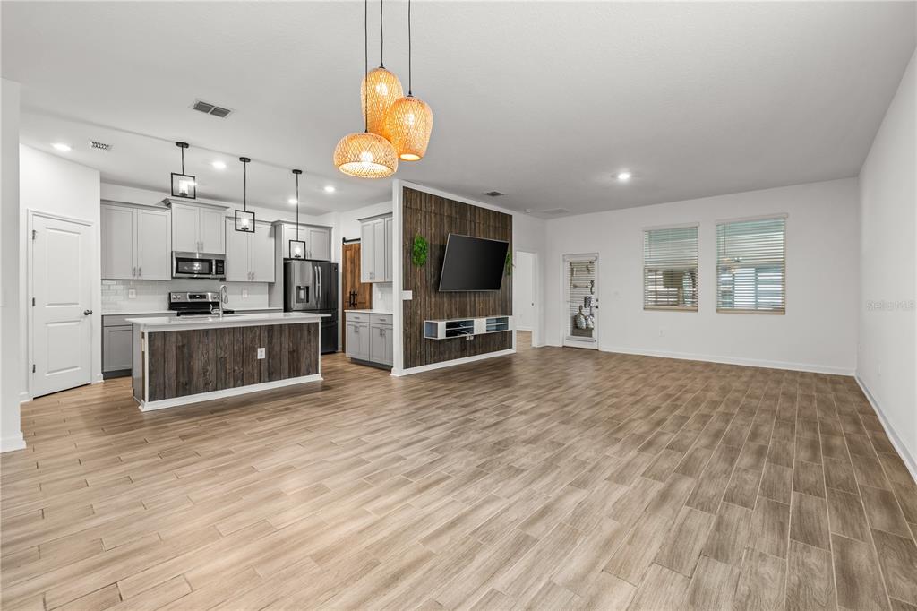 11409 Rhyme Avenue Orlando, FL 32832 - Photo 7 of 36