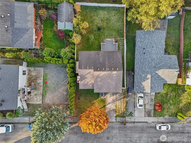 an aerial view of multiple house