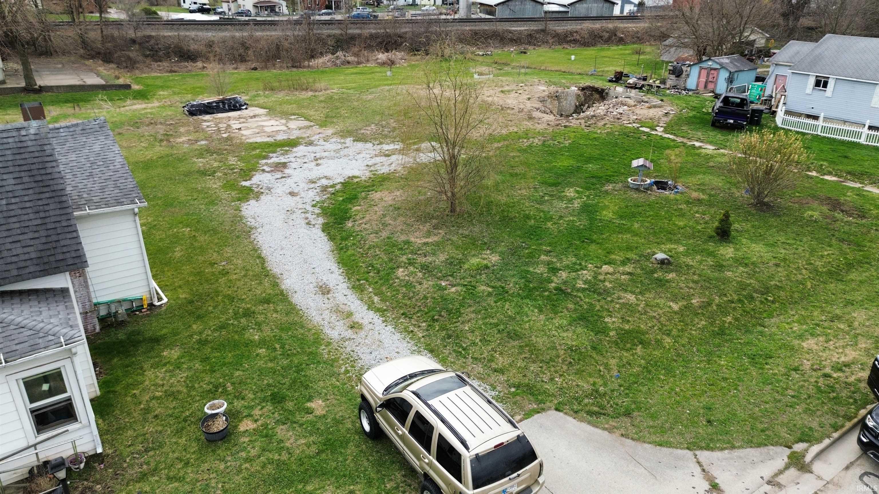 307 Mercer Street Ligonier, IN 46767 - Photo 7 of 8