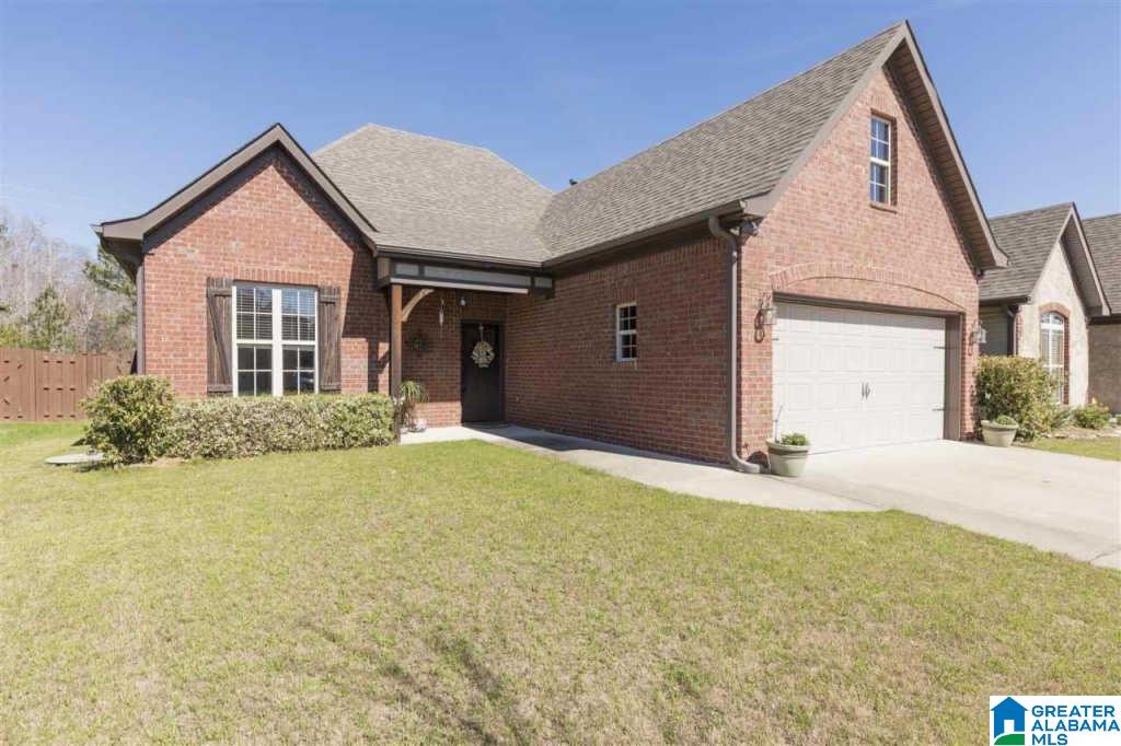 151 Lorrin Lane Sterrett, AL 35147 - Photo 2 of 15