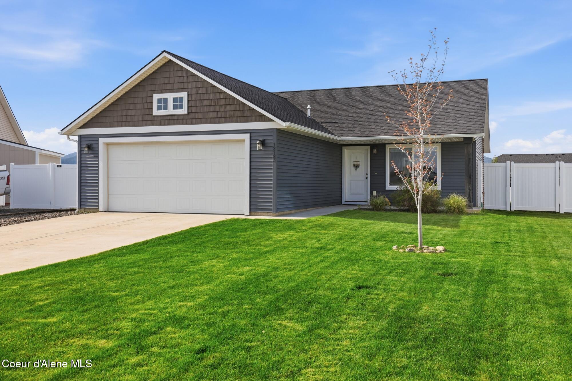 12183 Gipper Loop Rathdrum, ID 83858 - Photo 2 of 35 2_12183 gipper loop