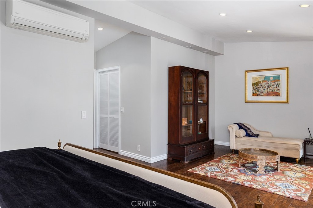2212 Rim Road Duarte, CA 91008 - Photo 27 of 52 a living room with furniture