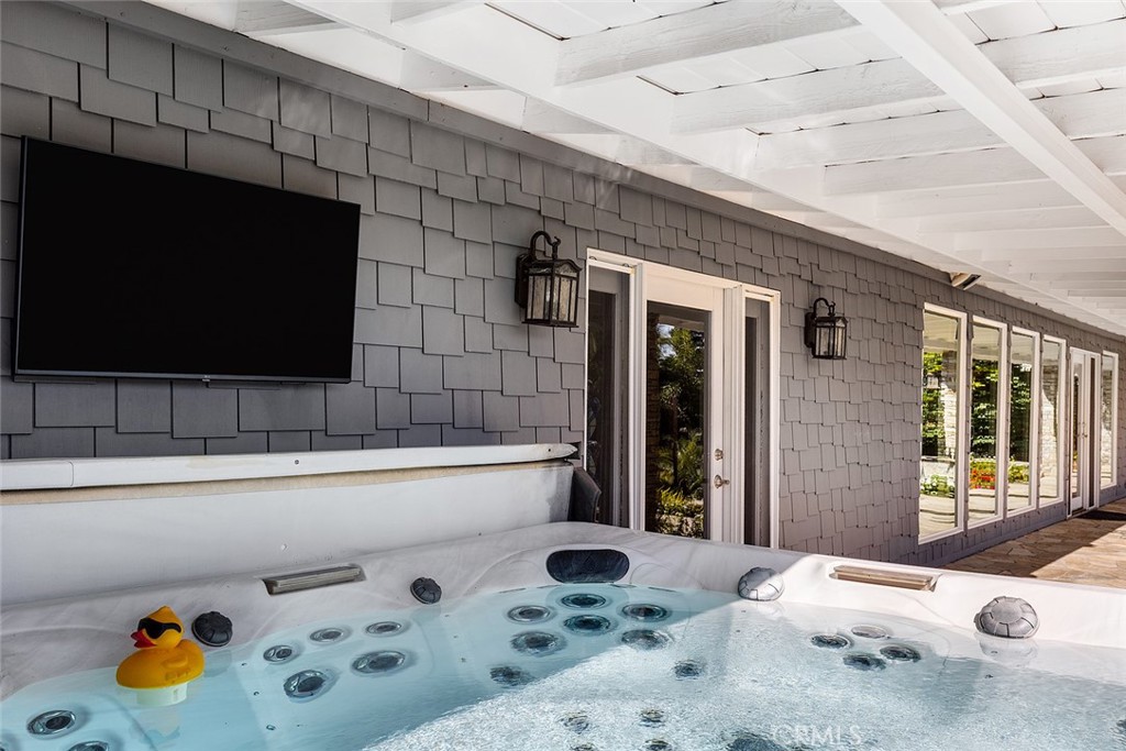 2212 Rim Road Duarte, CA 91008 - Photo 45 of 52 a bathroom with a bathtub and a sink