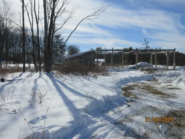 $95,000 | 39 Country Lane, Fort Ann, NY 12827