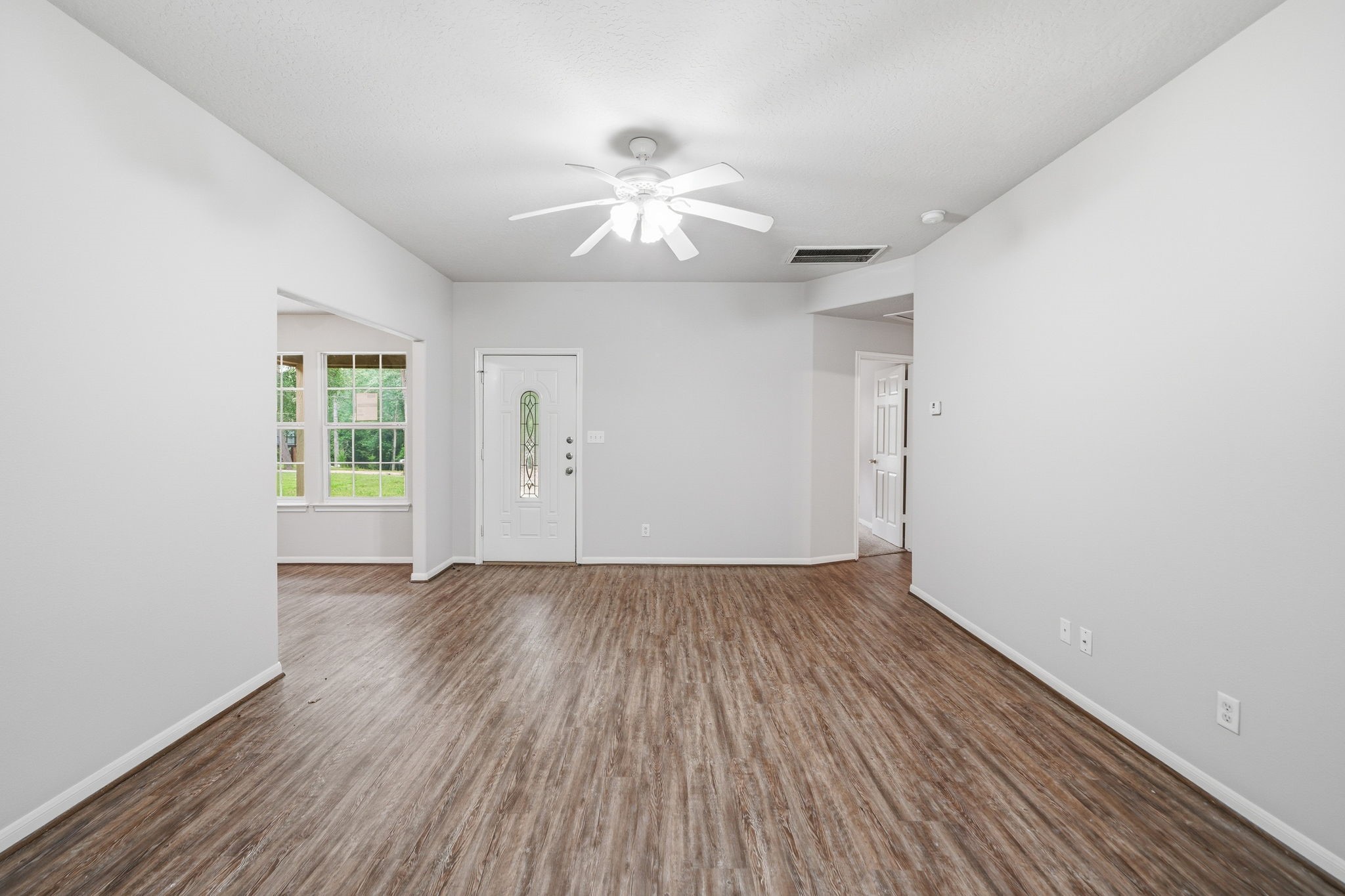 12595 Royal Springs Road Conroe, TX 77303 - Photo 7 of 29
