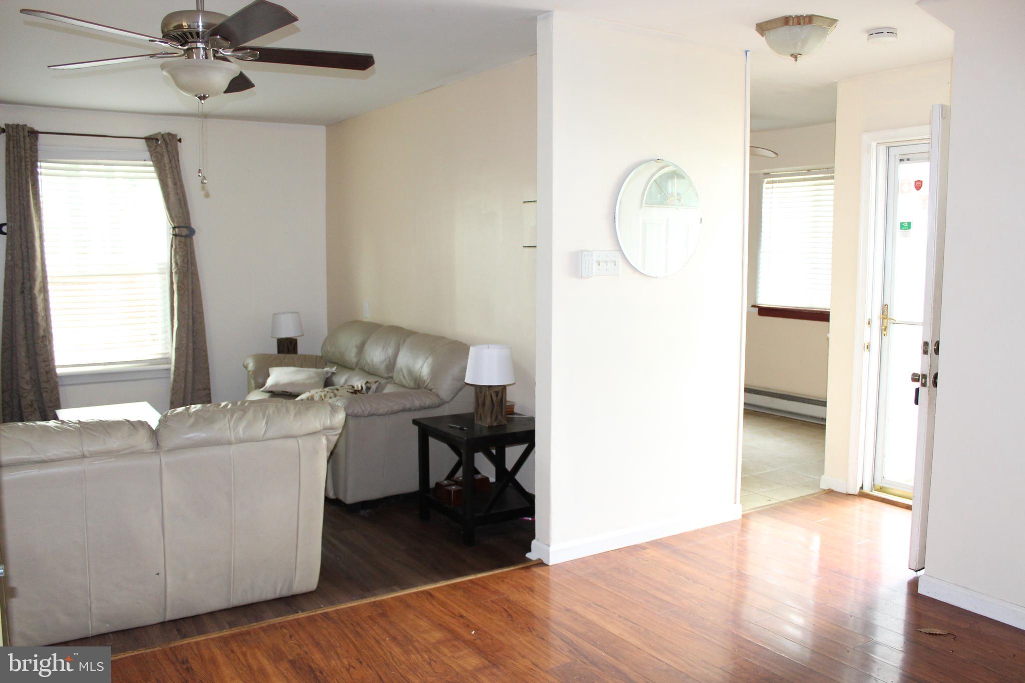 44 Edinshire Road Sicklerville, NJ 08081 - Photo 9 of 17