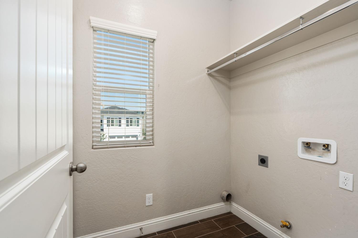 4172 Rialto Avenue Clovis, CA 93619 - Photo 22 of 41