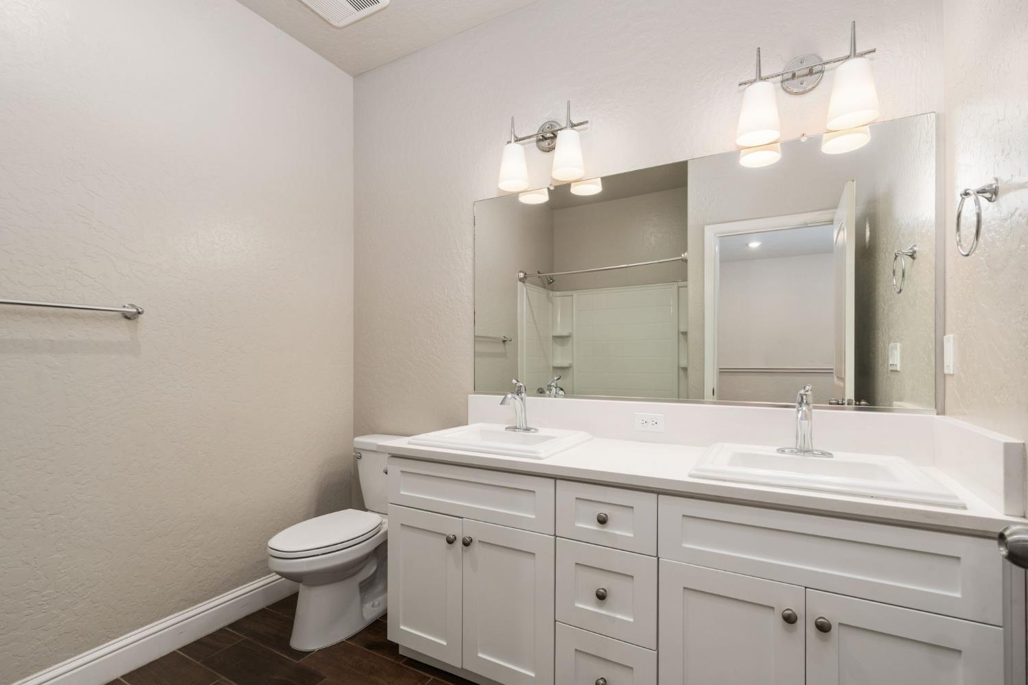 4172 Rialto Avenue Clovis, CA 93619 - Photo 30 of 41