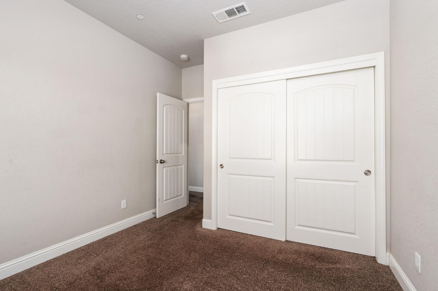 4172 Rialto Avenue Clovis, CA 93619 - Photo 34 of 41