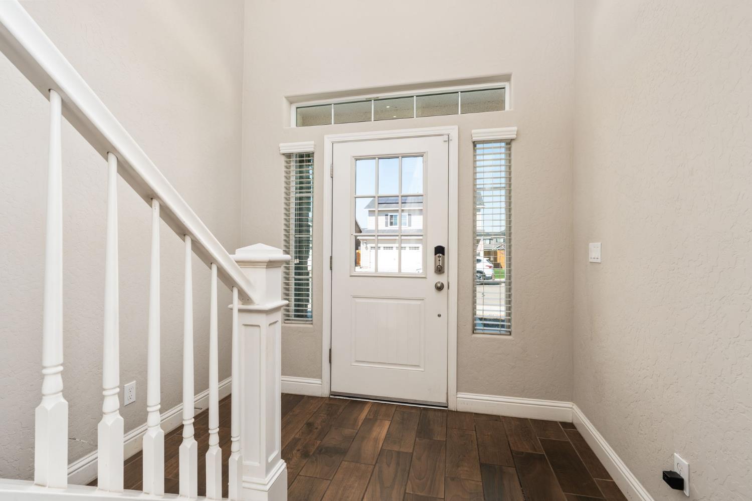 4172 Rialto Avenue Clovis, CA 93619 - Photo 5 of 41