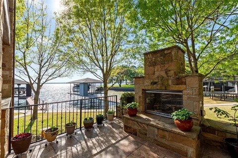 $1,275,000 | 831 Legendary Lane, Gun Barrel City, TX 75156