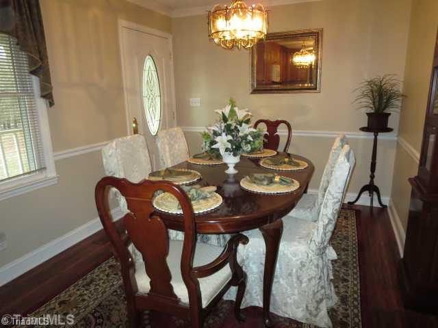 8336 Center Grove Church Road Clemmons, NC 27012 - Photo 5 of 16 Dining Room.