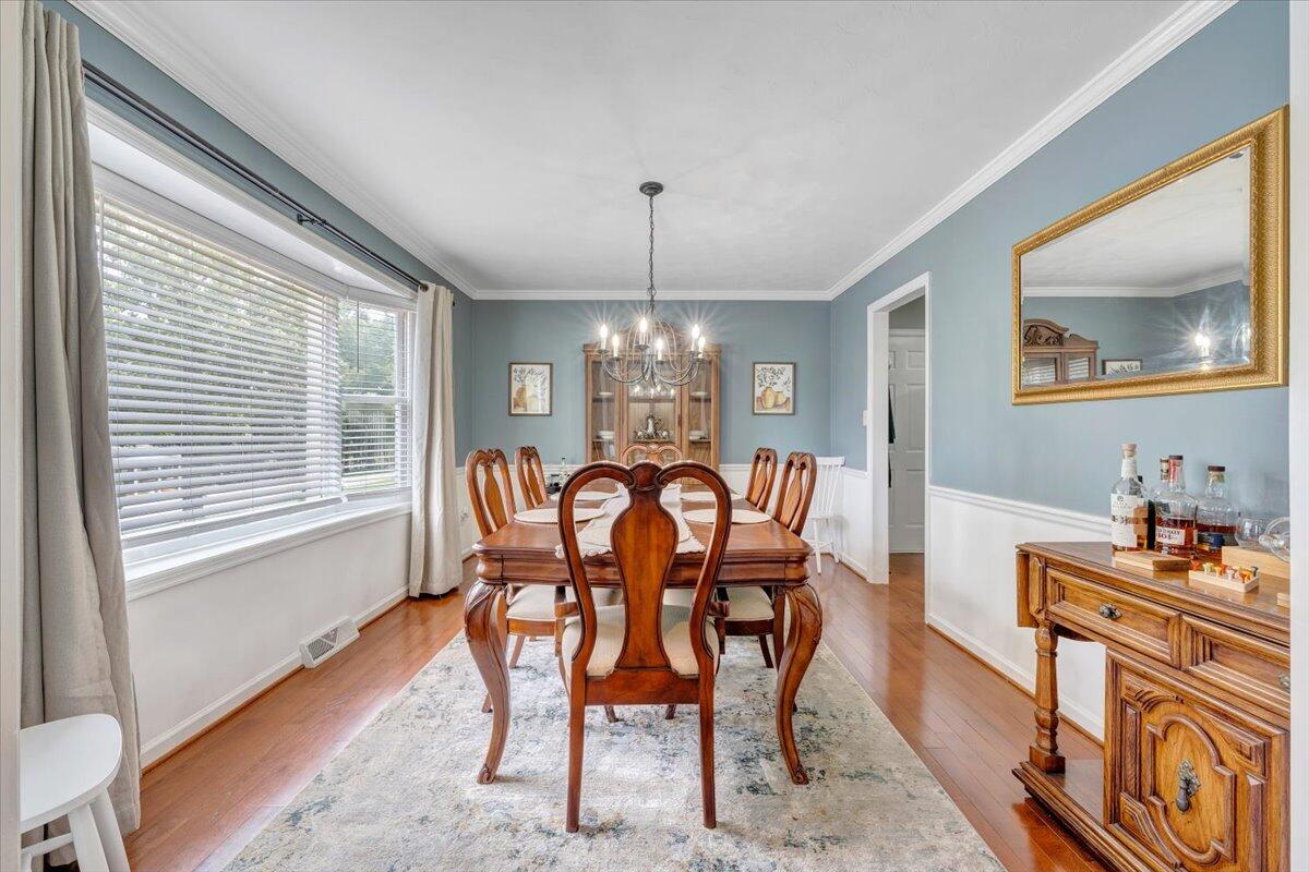 245 Queen Regent Court Blue Ridge, VA 24064 - Photo 4 of 49 04-MIB05684