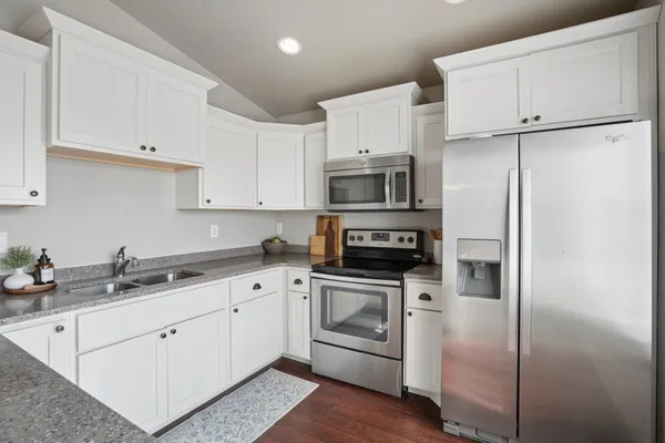$350,000 | 5594 Justice Drive South, Fargo, ND 58104