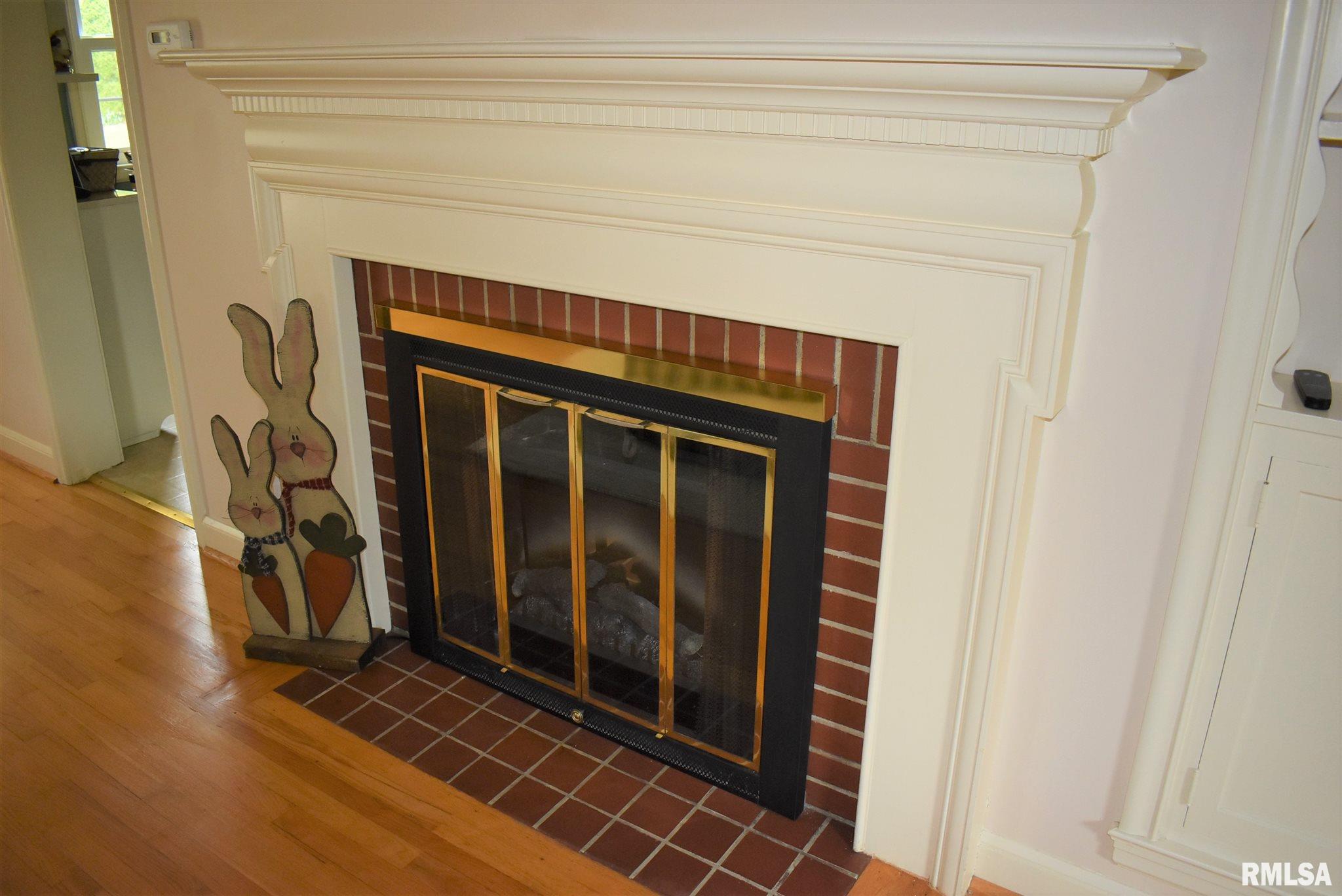 527 Rosedale Boulevard Jacksonville, IL 62650 - Photo 6 of 26 Gallery Image 6