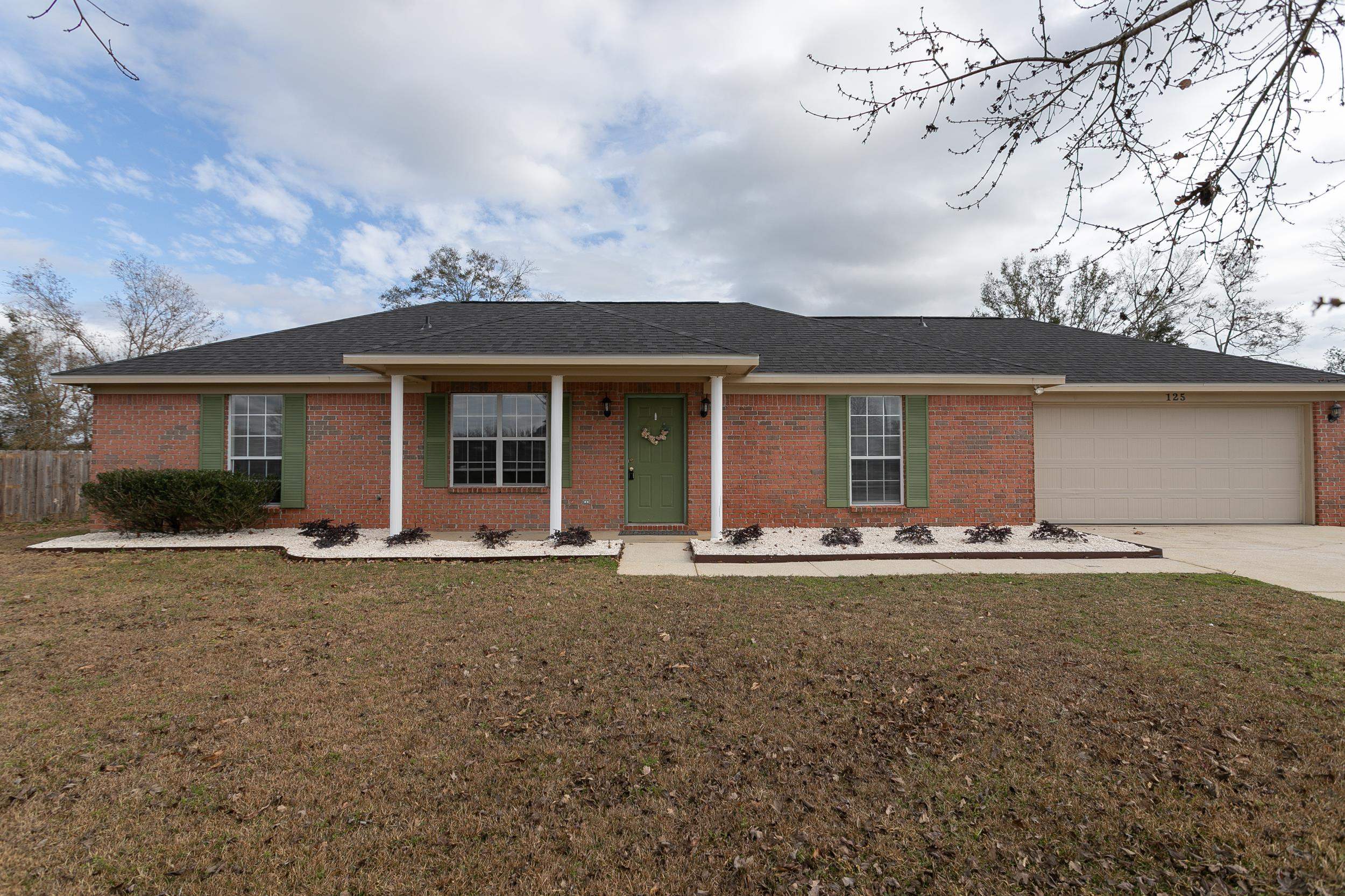 125 Pennbrooke Loop Foley, AL 36535 - Photo 1 of 35