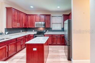 824 Ebb Tide Lane Kissimmee, FL 34759 - Photo 4 of 60