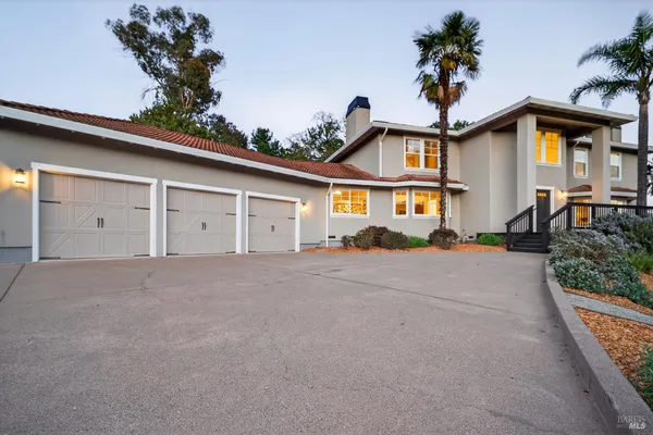 $2,400,000 | 20 Archibald Lane, Novato, CA 94945