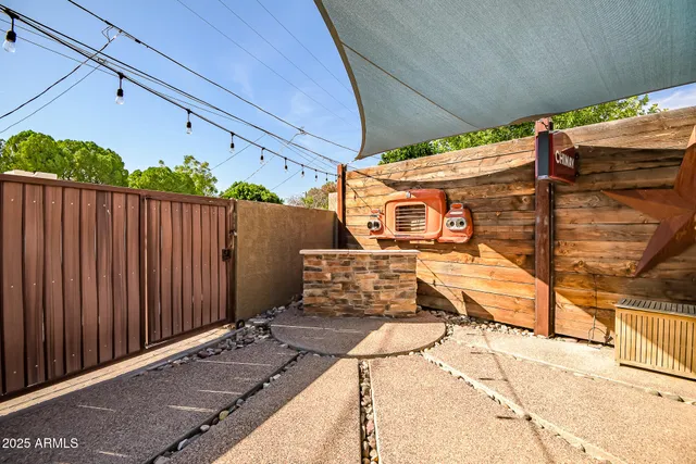 $2,350,000 | 4037 East Minnezona Avenue, Phoenix, AZ 85018