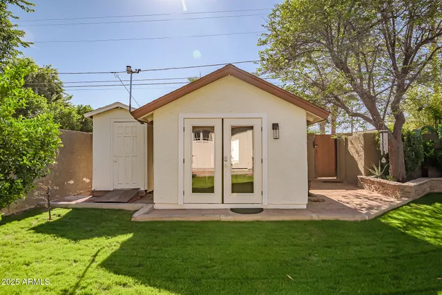 $2,350,000 | 4037 East Minnezona Avenue, Phoenix, AZ 85018