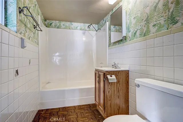 $1,550,000 | 340 Ave F, Redondo Beach, CA 90277