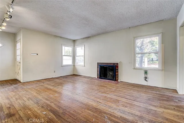 $1,550,000 | 340 Ave F, Redondo Beach, CA 90277