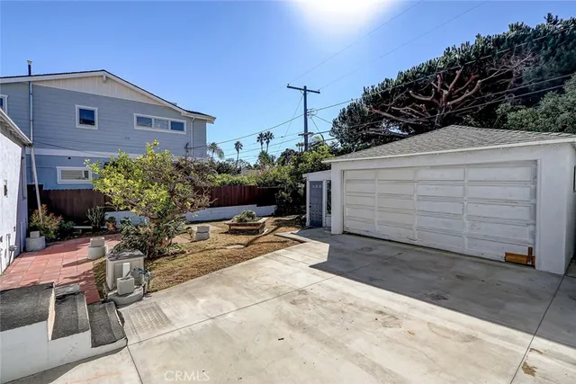 $1,550,000 | 340 Ave F, Redondo Beach, CA 90277