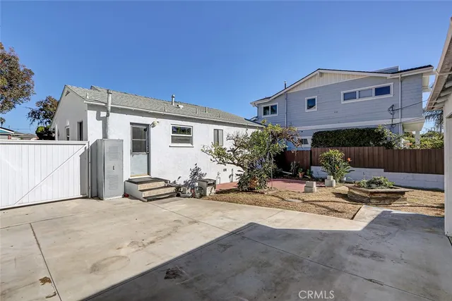 $1,550,000 | 340 Ave F, Redondo Beach, CA 90277