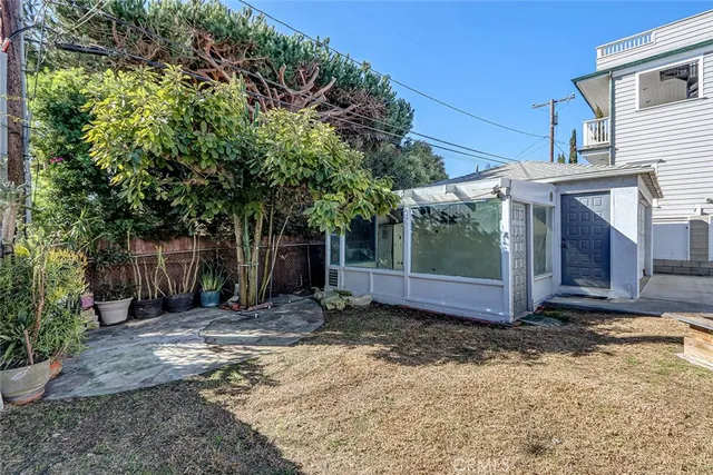 $1,550,000 | 340 Ave F, Redondo Beach, CA 90277