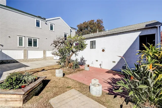 $1,550,000 | 340 Ave F, Redondo Beach, CA 90277