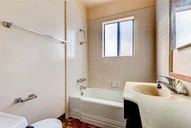 $1,550,000 | 340 Ave F, Redondo Beach, CA 90277