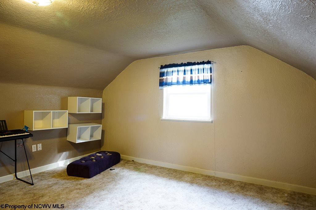 212 Holbert Road Fairmont, WV 26554 - Photo 10 of 20 Gallery Image 10
