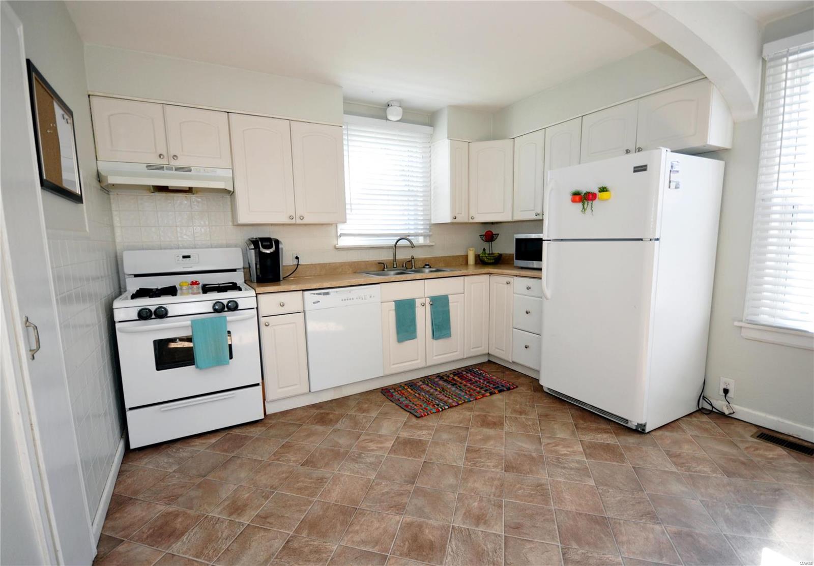 1217 Ridge Avenue Collinsville, IL 62234 - Photo 8 of 29 Gallery Image 8