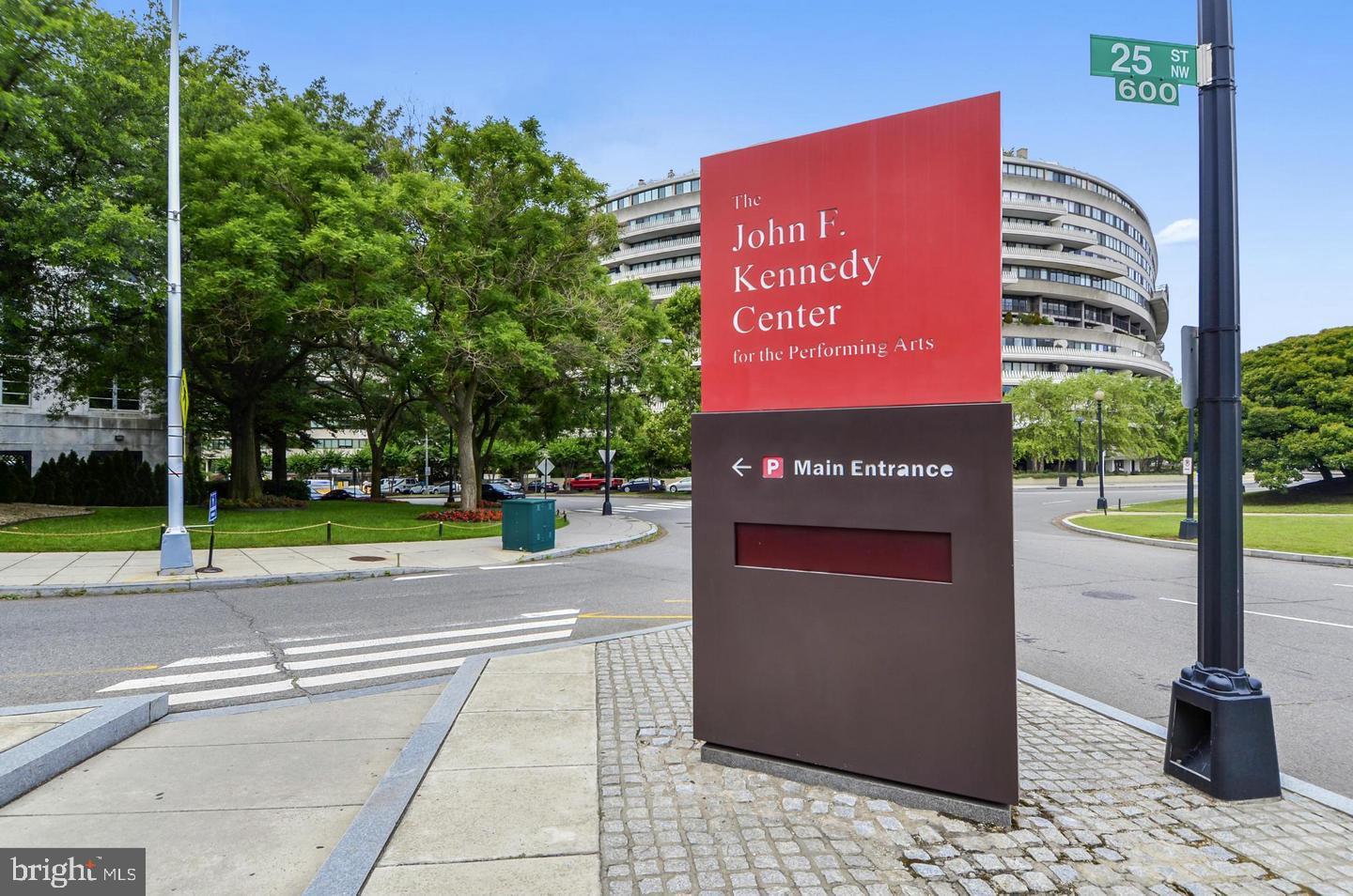 2401 H Street Northwest, Unit 307 Washington, DC 20037 - Photo 19 of 23