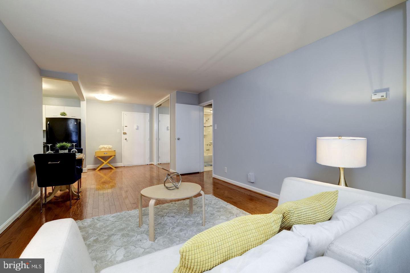 2401 H Street Northwest, Unit 307 Washington, DC 20037 - Photo 8 of 23 Living Room