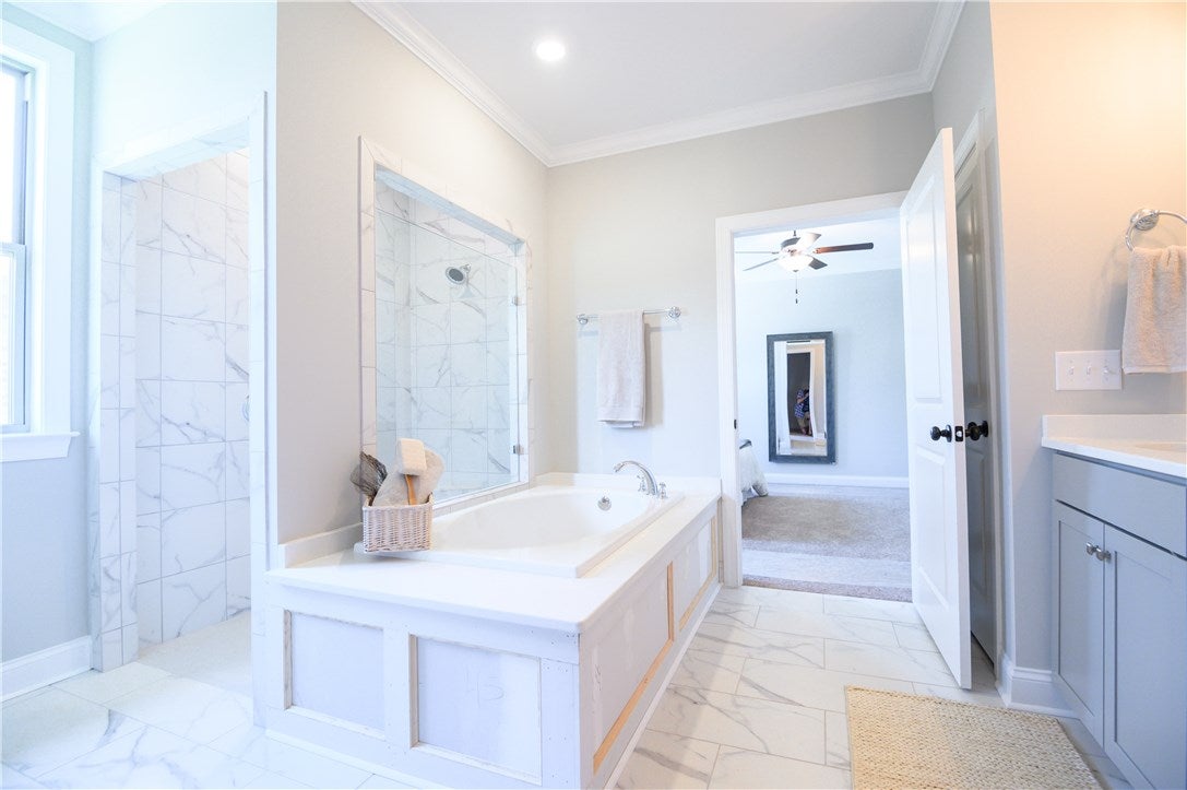 2674 Spring Lakes Crossing Opelika, AL 36801 - Photo 18 of 42 Gallery Image 18