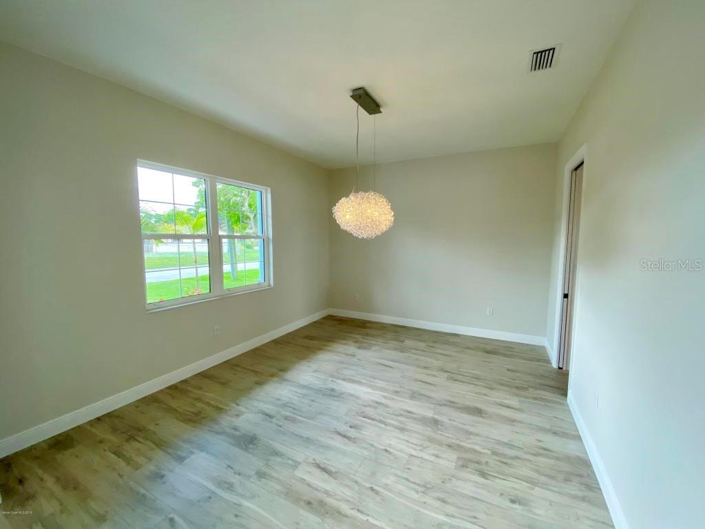 1735 Via Roma Merritt Island, FL 32952 - Photo 11 of 33 Gallery Image 11