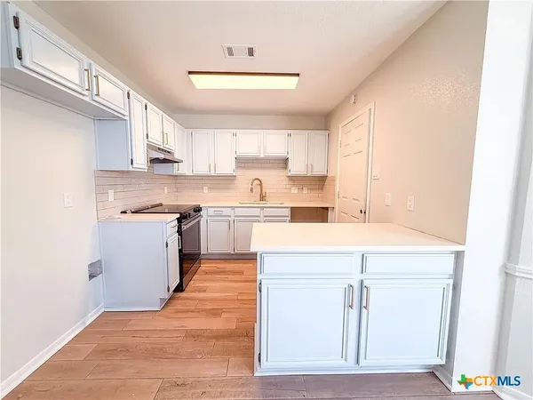 $1,740 | 5414 Williams Drive, Temple, TX 76502