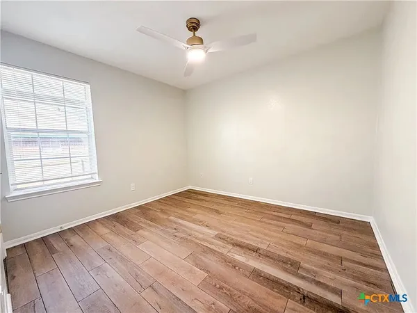 $1,740 | 5414 Williams Drive, Temple, TX 76502