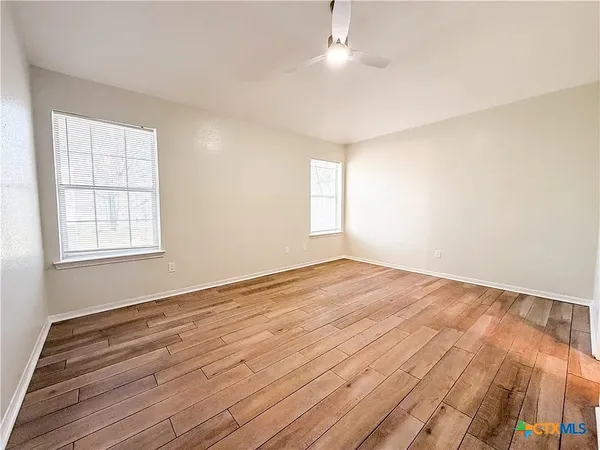 $1,740 | 5414 Williams Drive, Temple, TX 76502