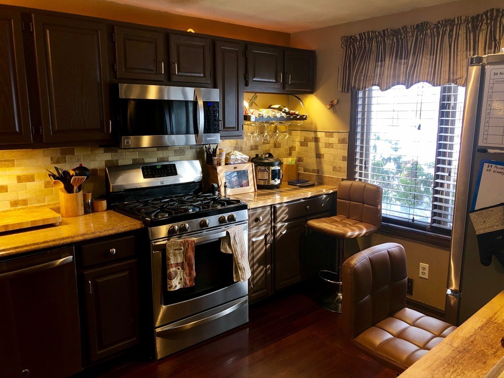 65 Stone Ridge Road, Unit 65 Franklin, MA 02038 - Photo 2 of 18 Gallery Image 2