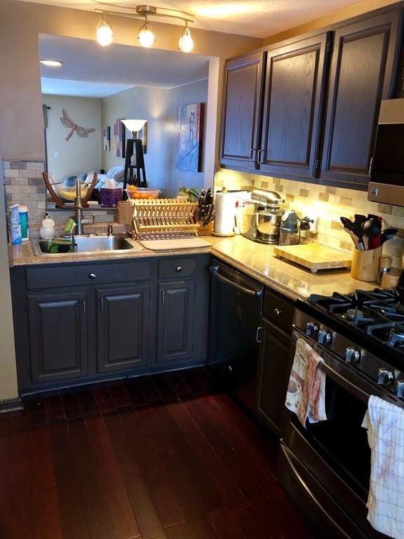 65 Stone Ridge Road, Unit 65 Franklin, MA 02038 - Photo 3 of 18 Gallery Image 3