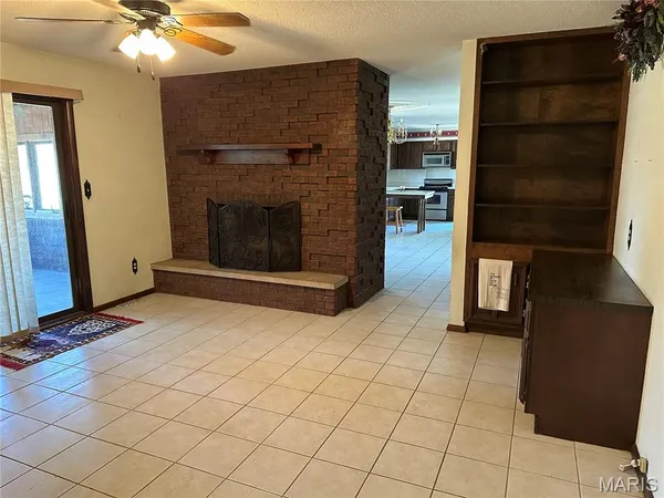 $225,000 | 801 North James Street, Sparta, IL 62286