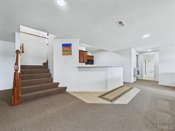 $294,900 | 25 Brickyard Drive, Golden Eagle, IL 62036