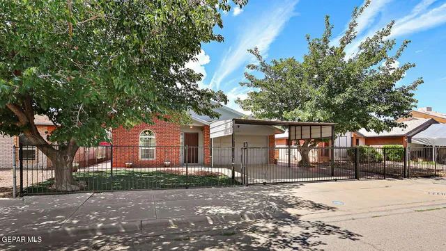 $189,950 | 10913 Rogers Hornsby Street, El Paso, TX 79934