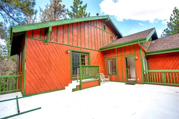 $690,000 | 23109 Cardinal Road, Wrightwood, CA 92397